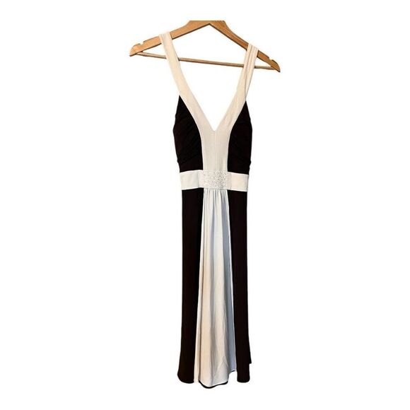 Jessica Howard Women's 10 Petite Sleeveless Colorblock Evening Dress Black White - Picture 1 of 7